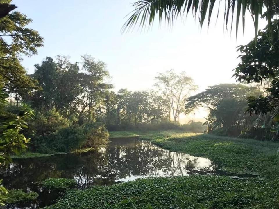 Baan Suan San Rak บ้านสวนแสนรัก Buriram Kültér fotó